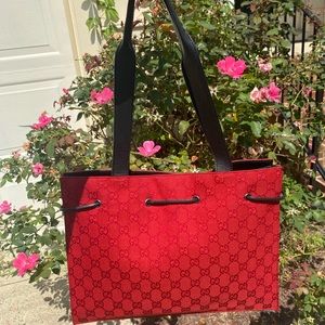 Gucci GG canvas shoulder bag